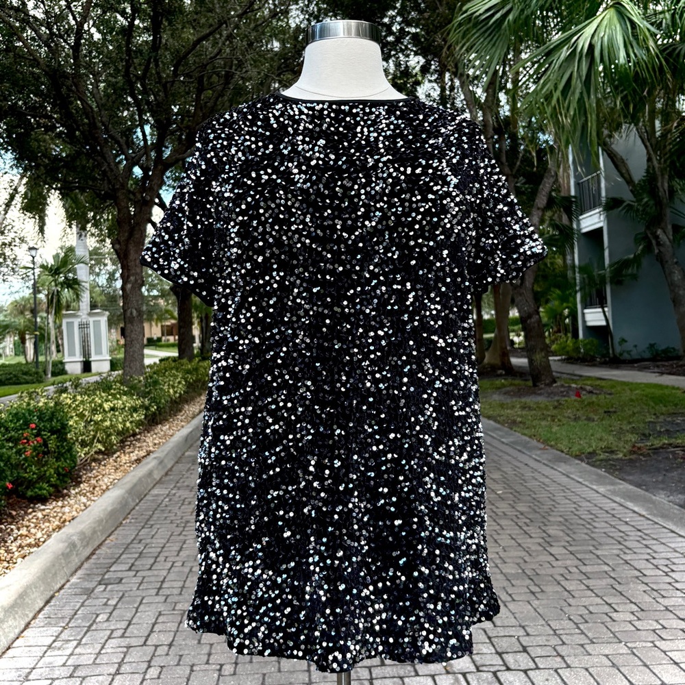 SHEIN Black Velvet Tunic Top Size 2XL S/S Silver Sequins Stretch Blouse Holiday
